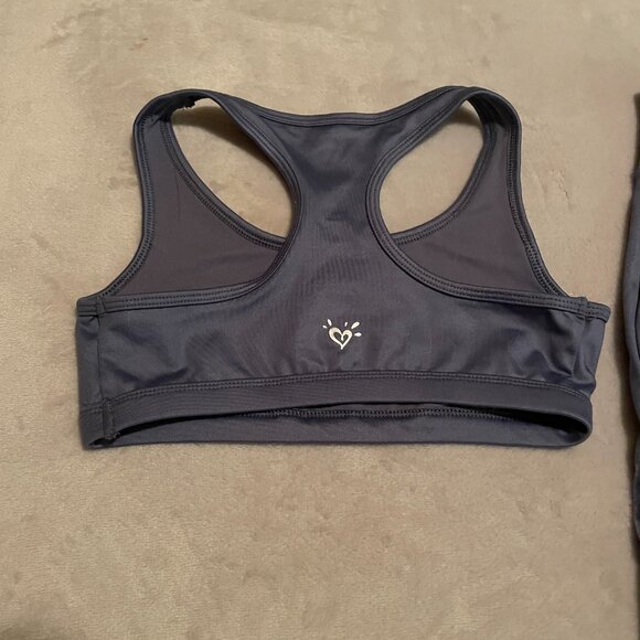 Justice (Mall Days) blue, size 8 leggings and size 28 sports bra. - Picture 4 of 11